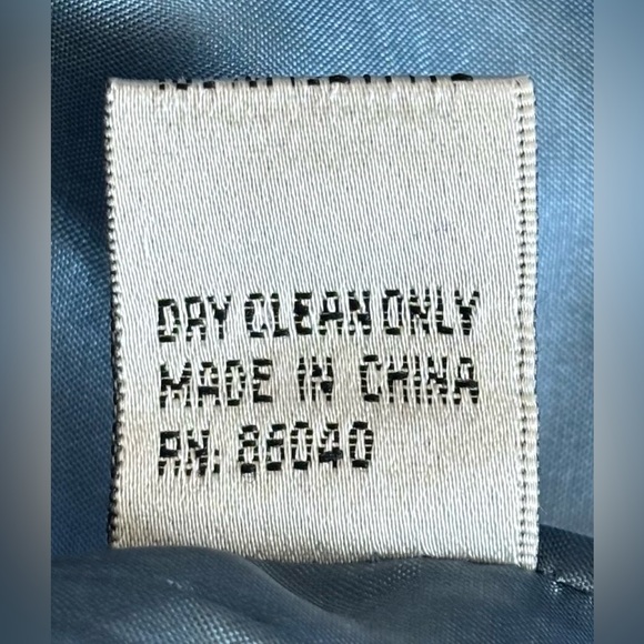 Lily & Taylor Blue Silk Wool 2pc Skirt Suit w/Floral Rosette Lace Brocade NWT 14 - Picture 11 of 16